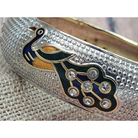 Unique Vintage Silver Tone Bangle Bracelet Beautiful Enamel Peacocks - Picture 2 of 6
